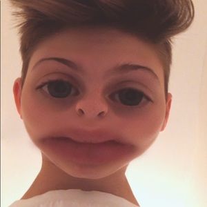 Meet your Posher, Dennis